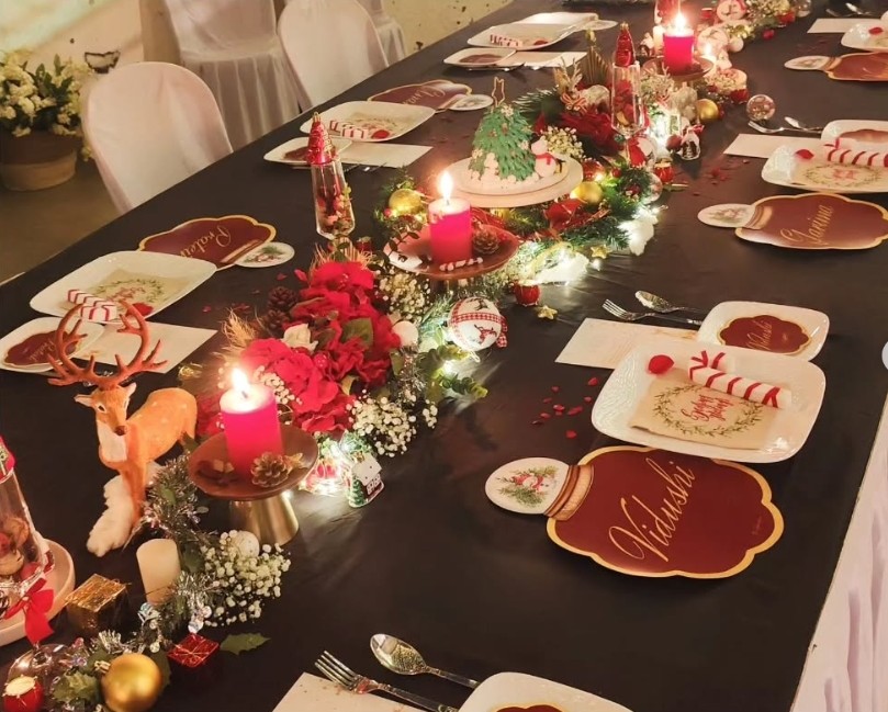 Festive Tabletop Artistry